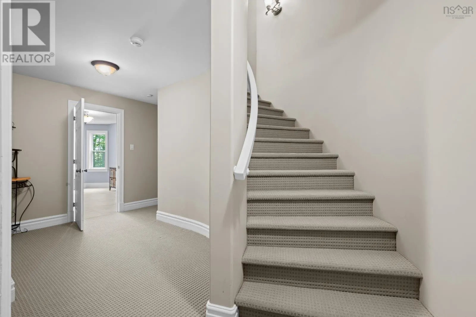 14 Club House Lane