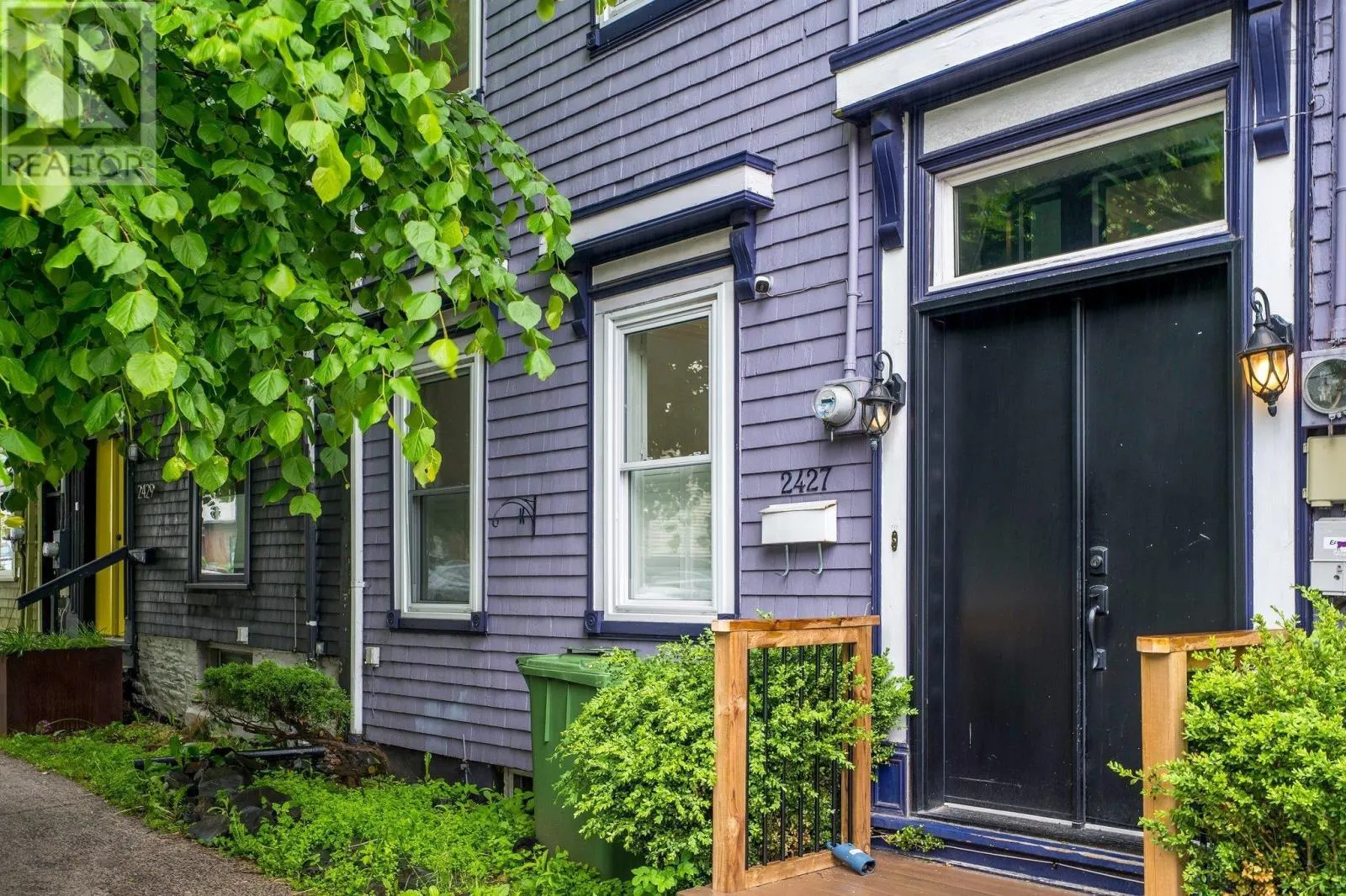 2427 Agricola Street