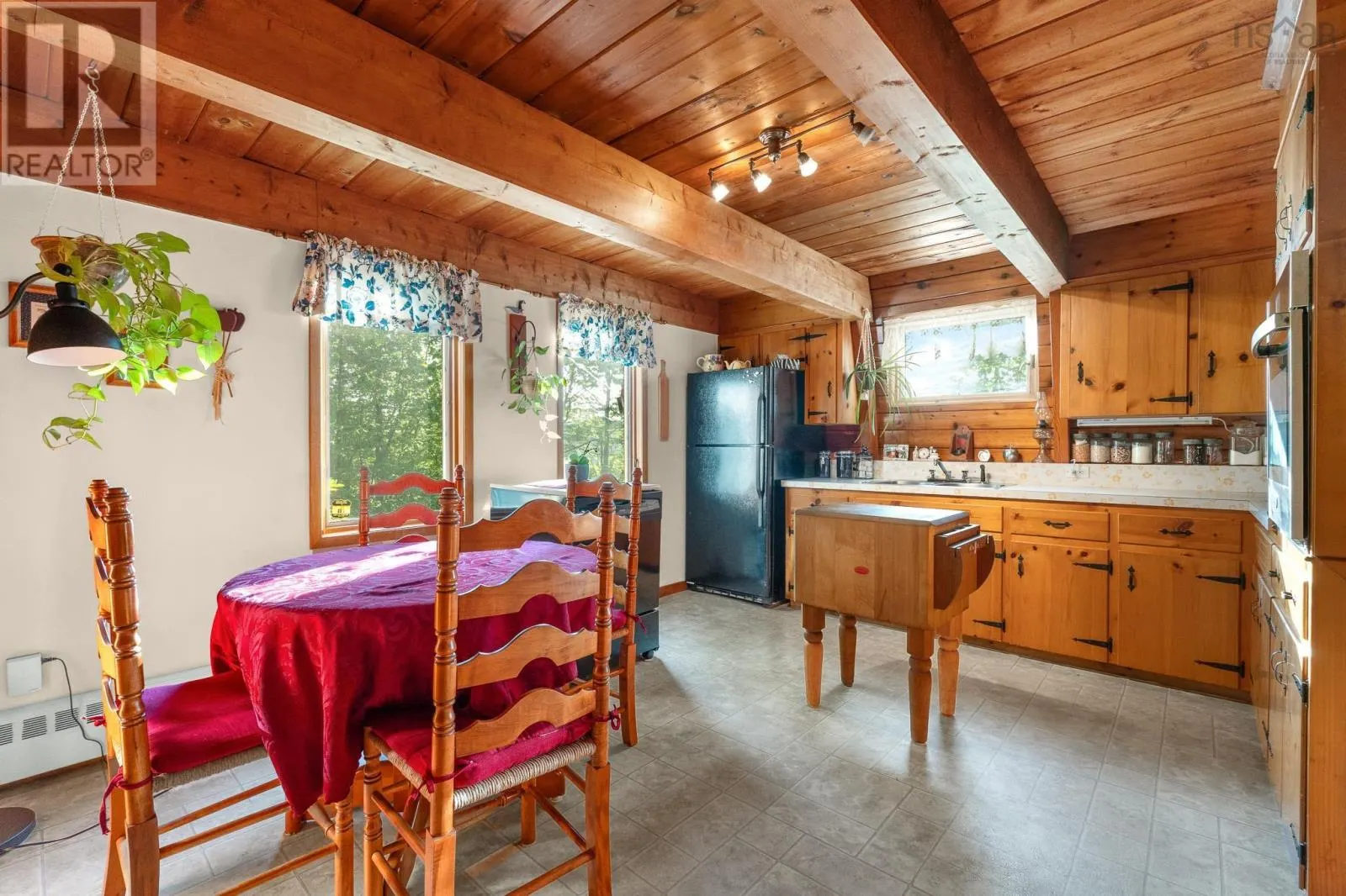 412 Lockview Road