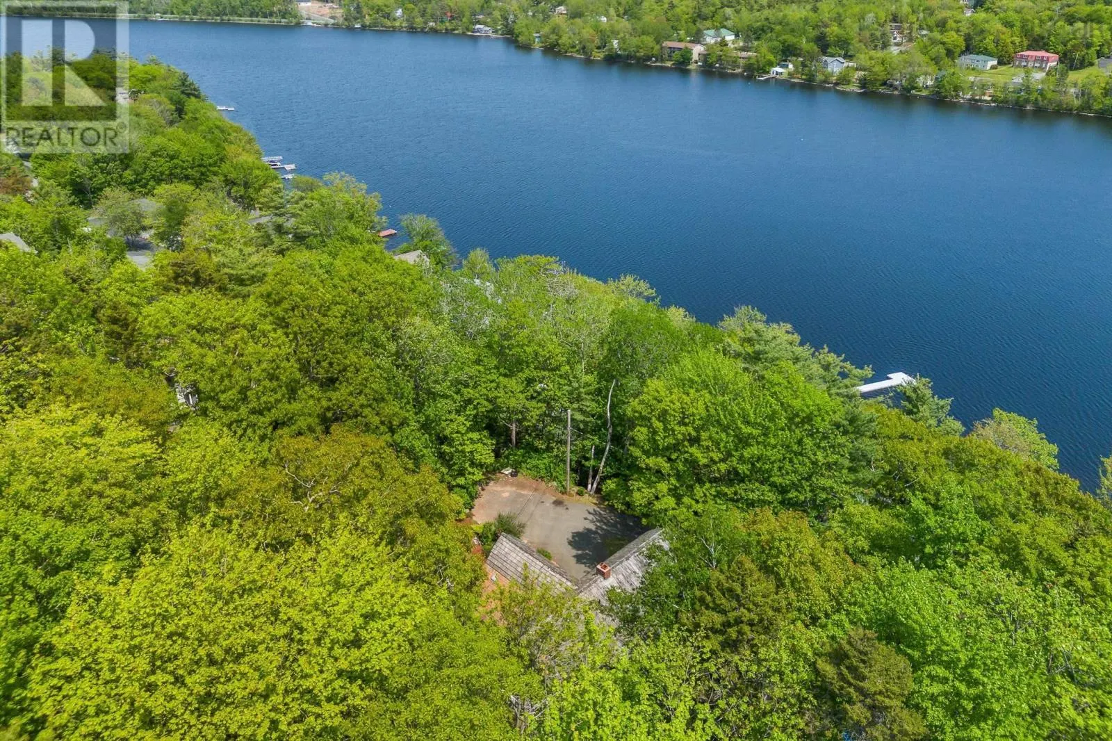 412 Lockview Road
