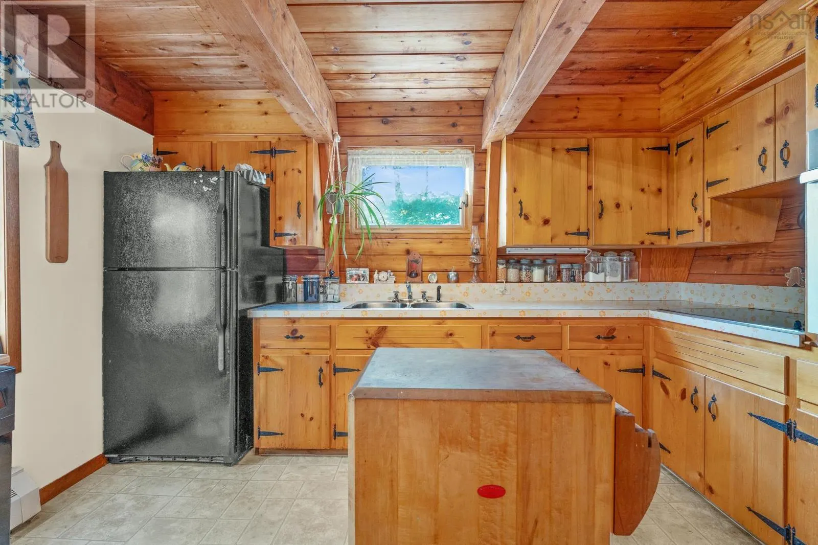 412 Lockview Road