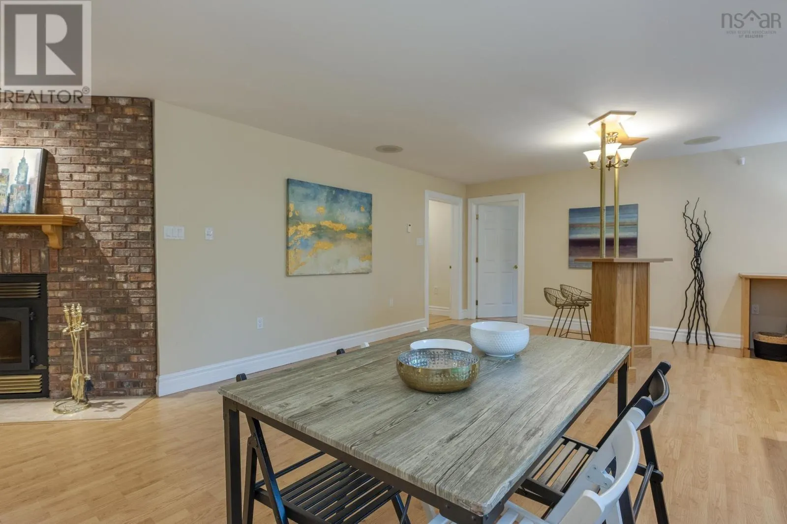 21 Long Lake Drive