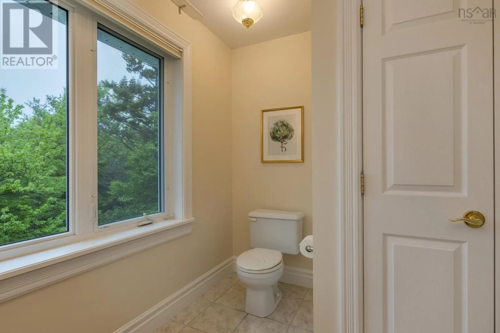 21 Long Lake Drive