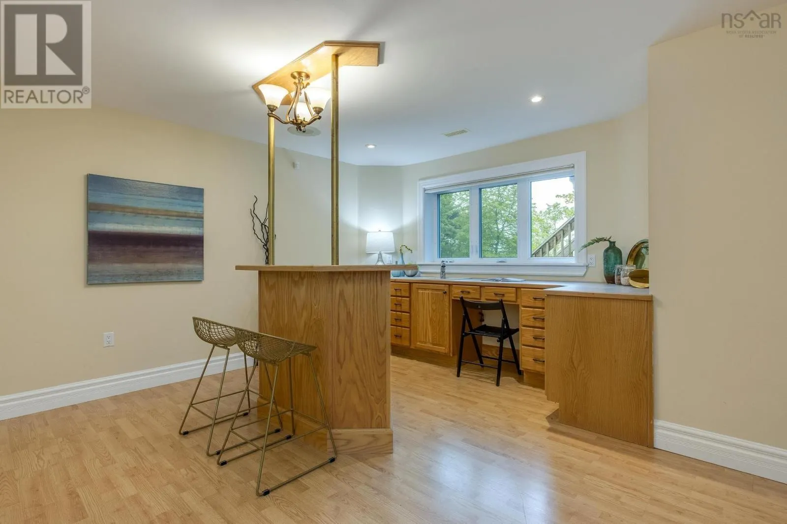 21 Long Lake Drive
