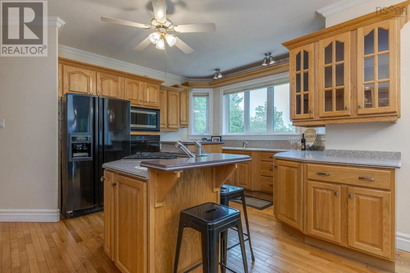 21 Long Lake Drive