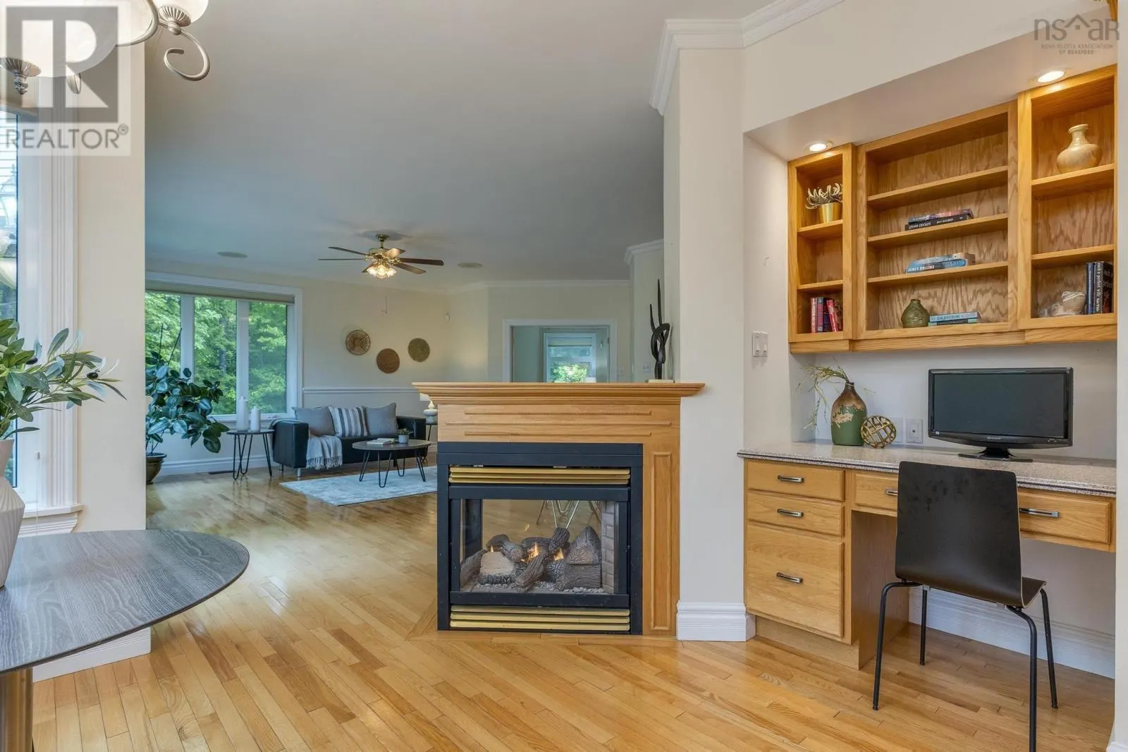 21 Long Lake Drive