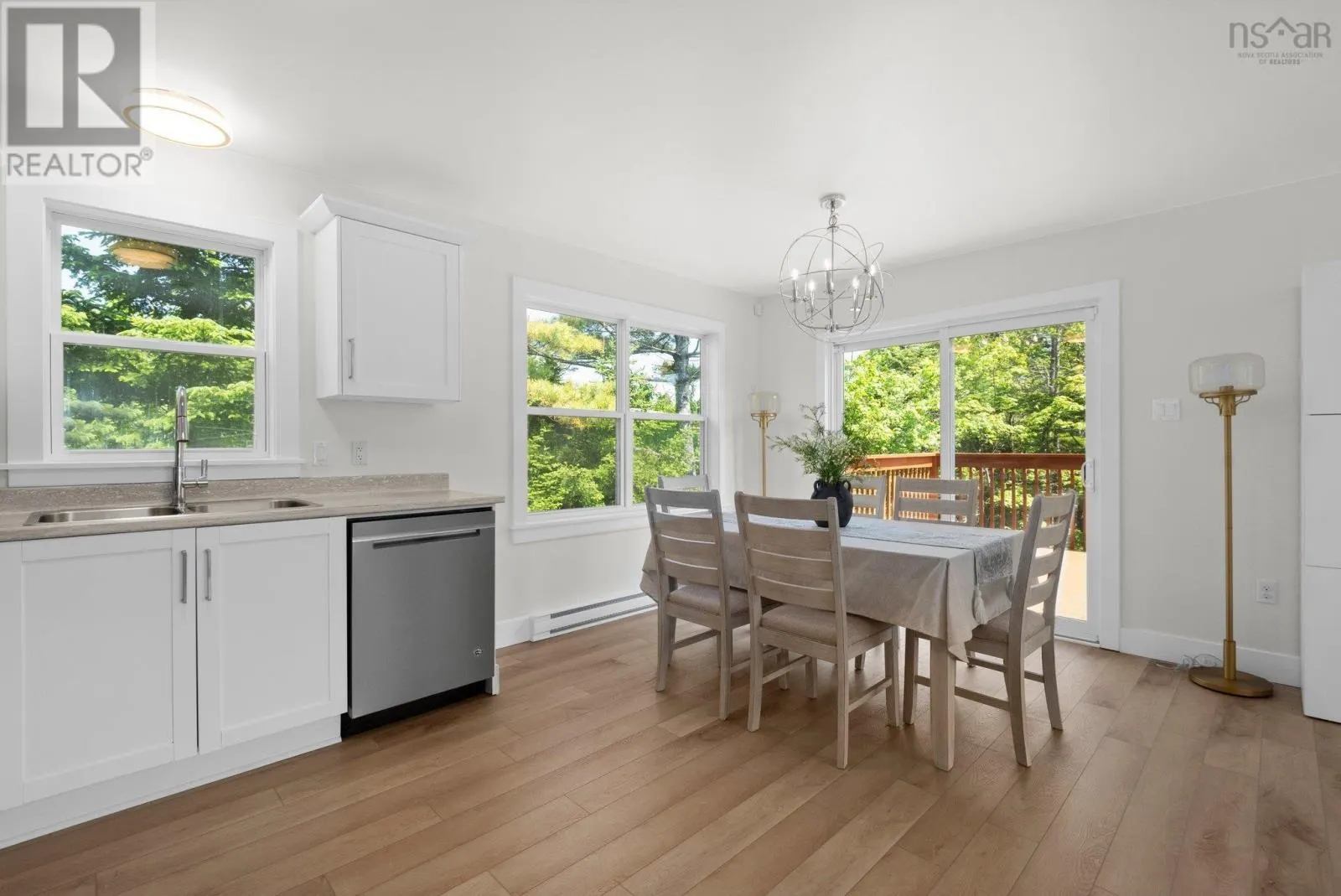 247 Pinetree Crescent
