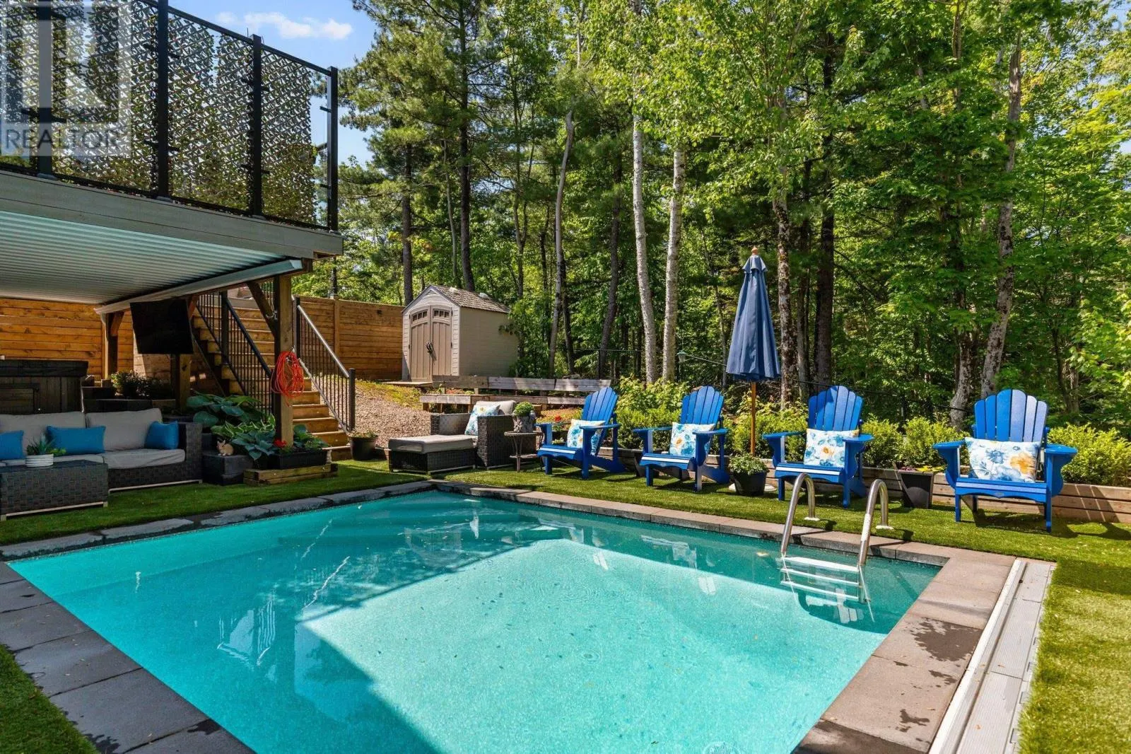 43 Crownridge Drive
