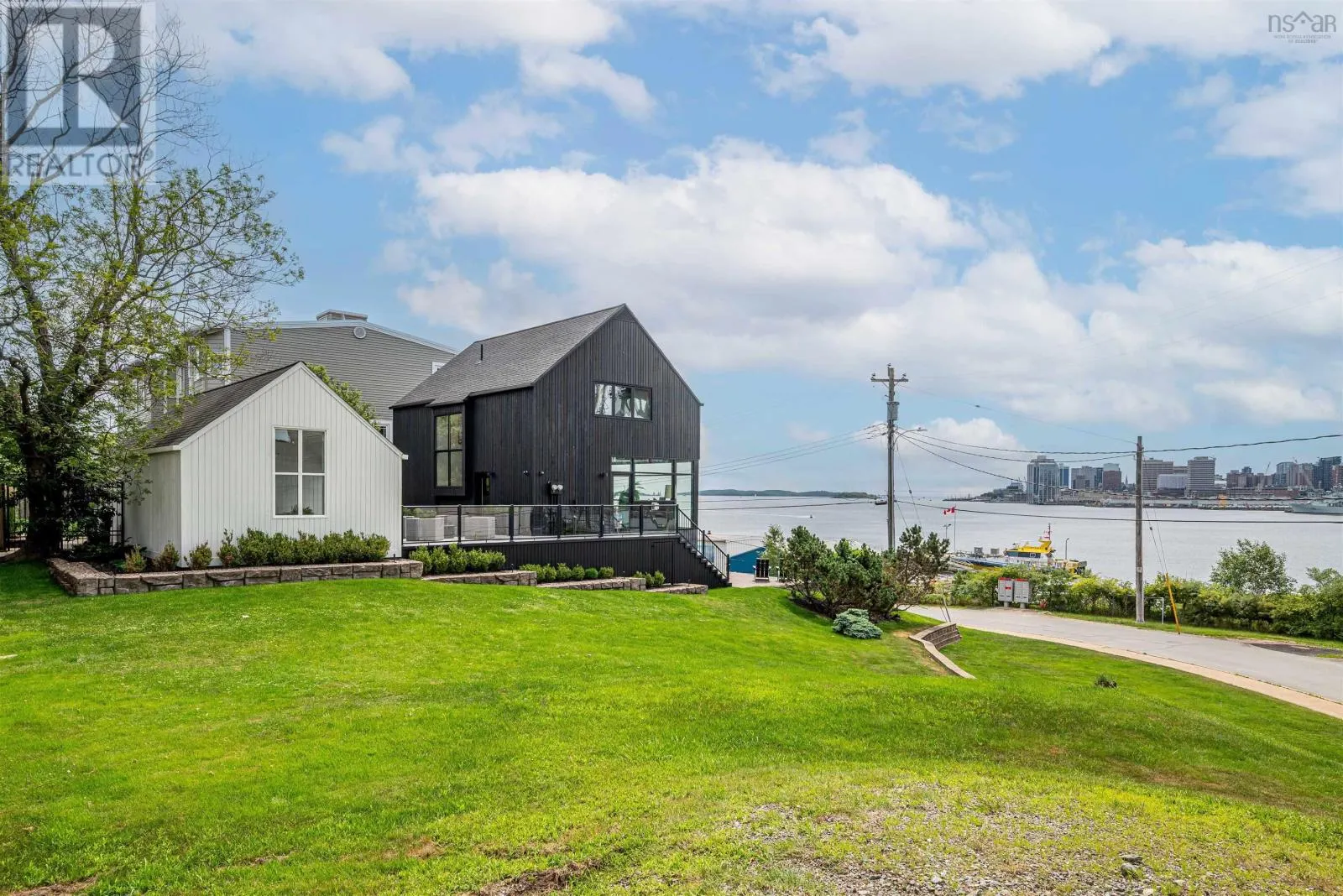 90 Shore Road