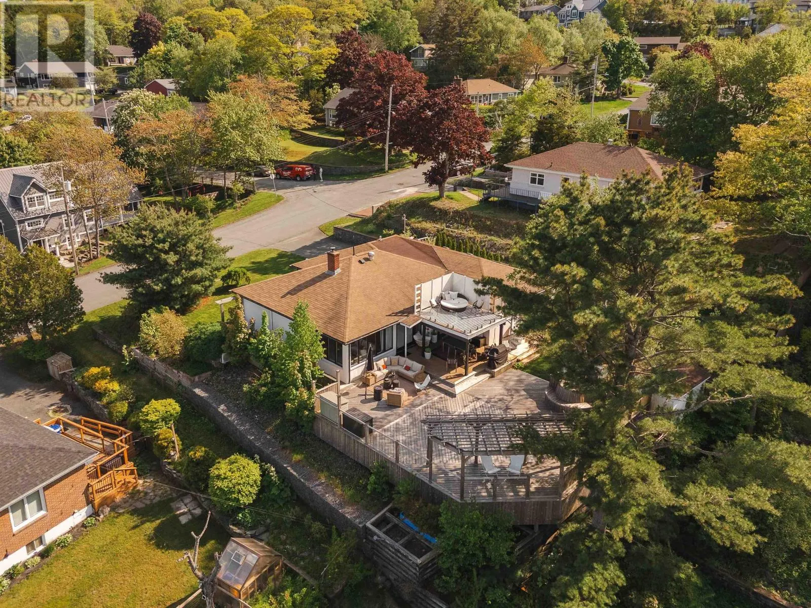 9 Lynwood Drive