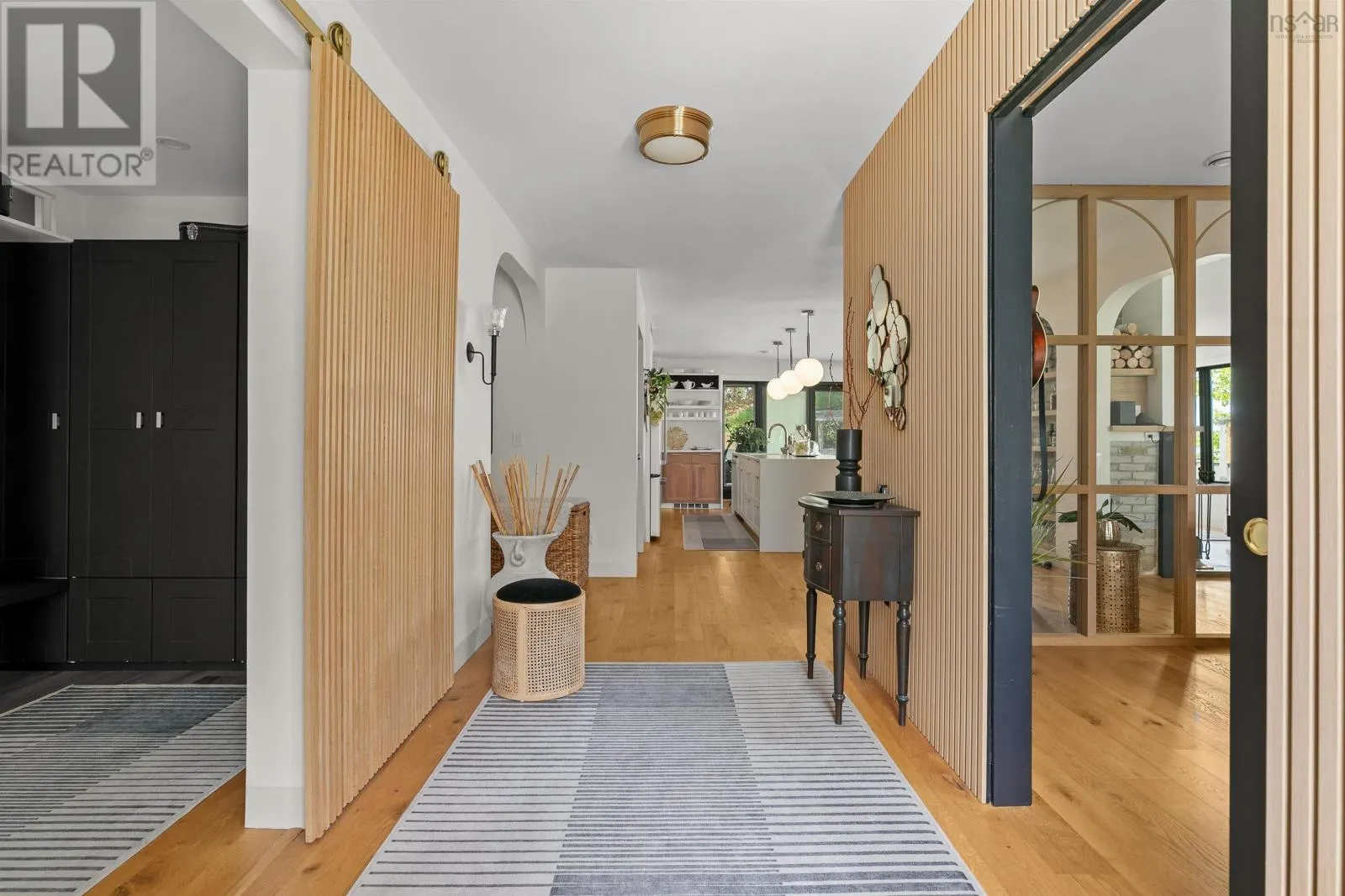 9 Lynwood Drive