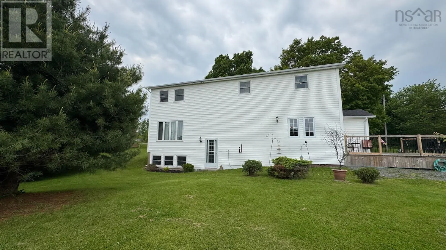 489 SALMON RIVER Road