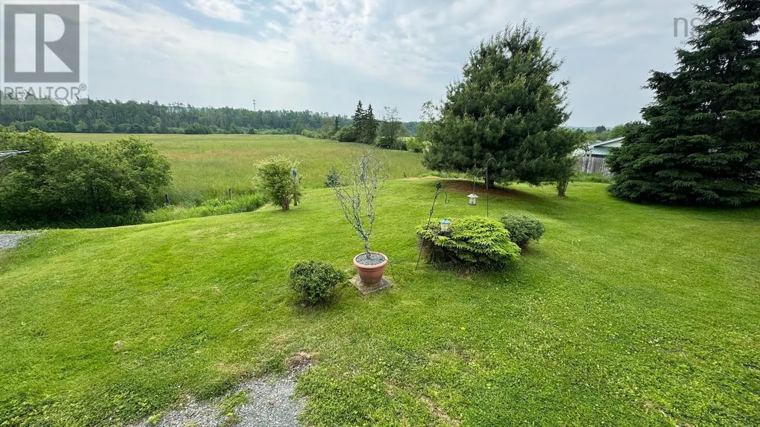 489 SALMON RIVER Road