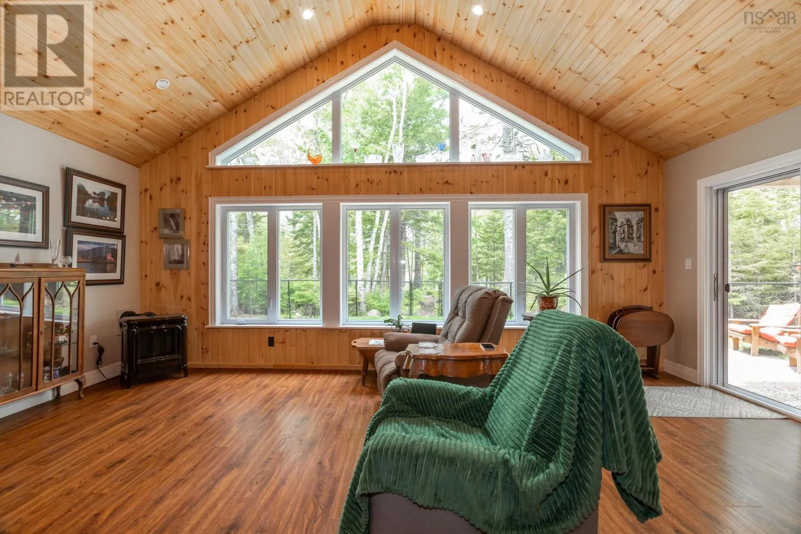 101 Cozy Crescent