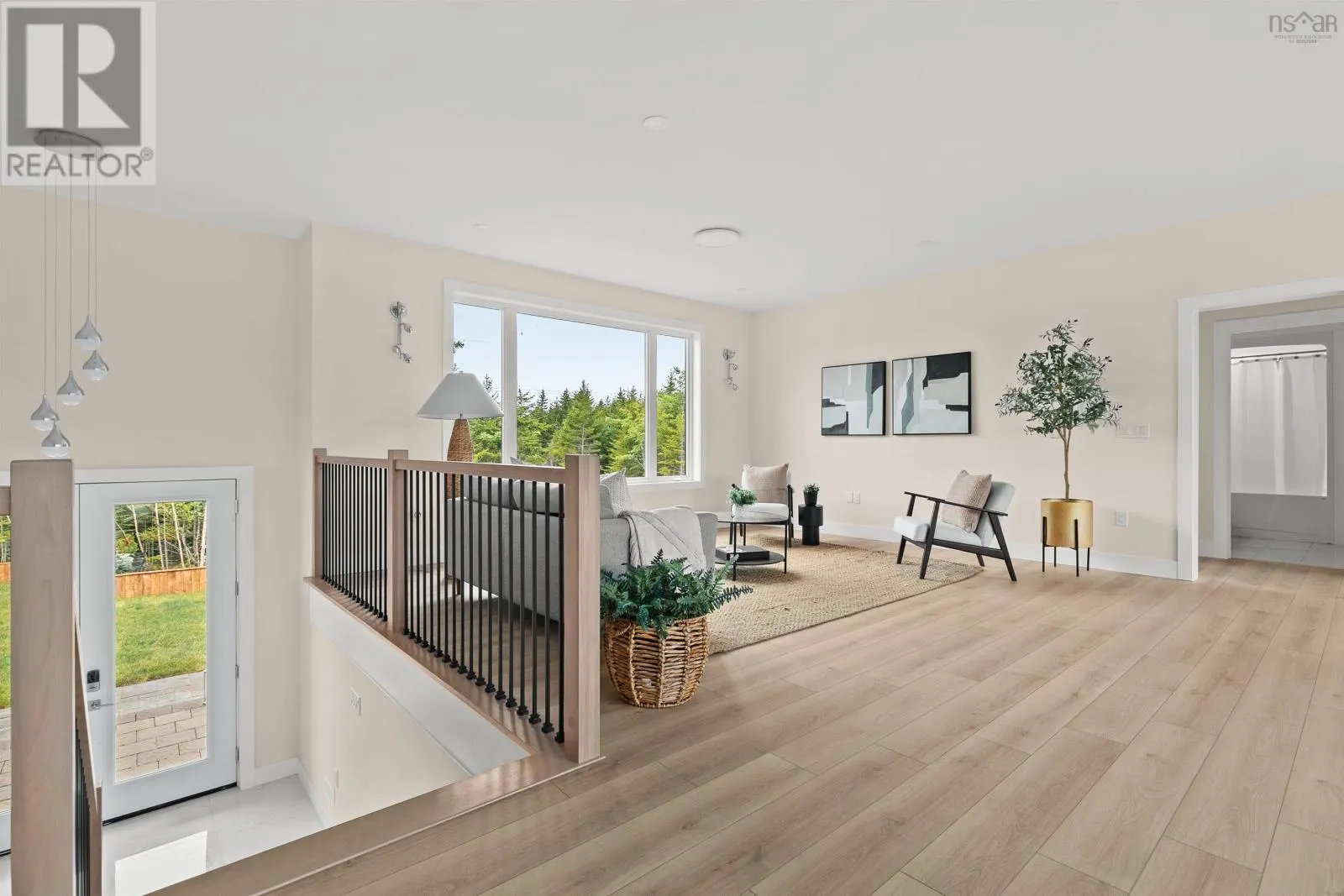 414 Canoe Crescent