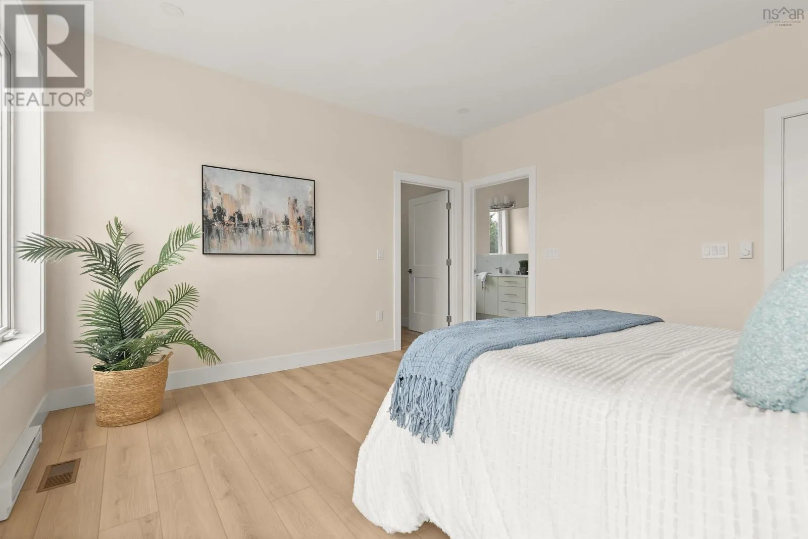 414 Canoe Crescent