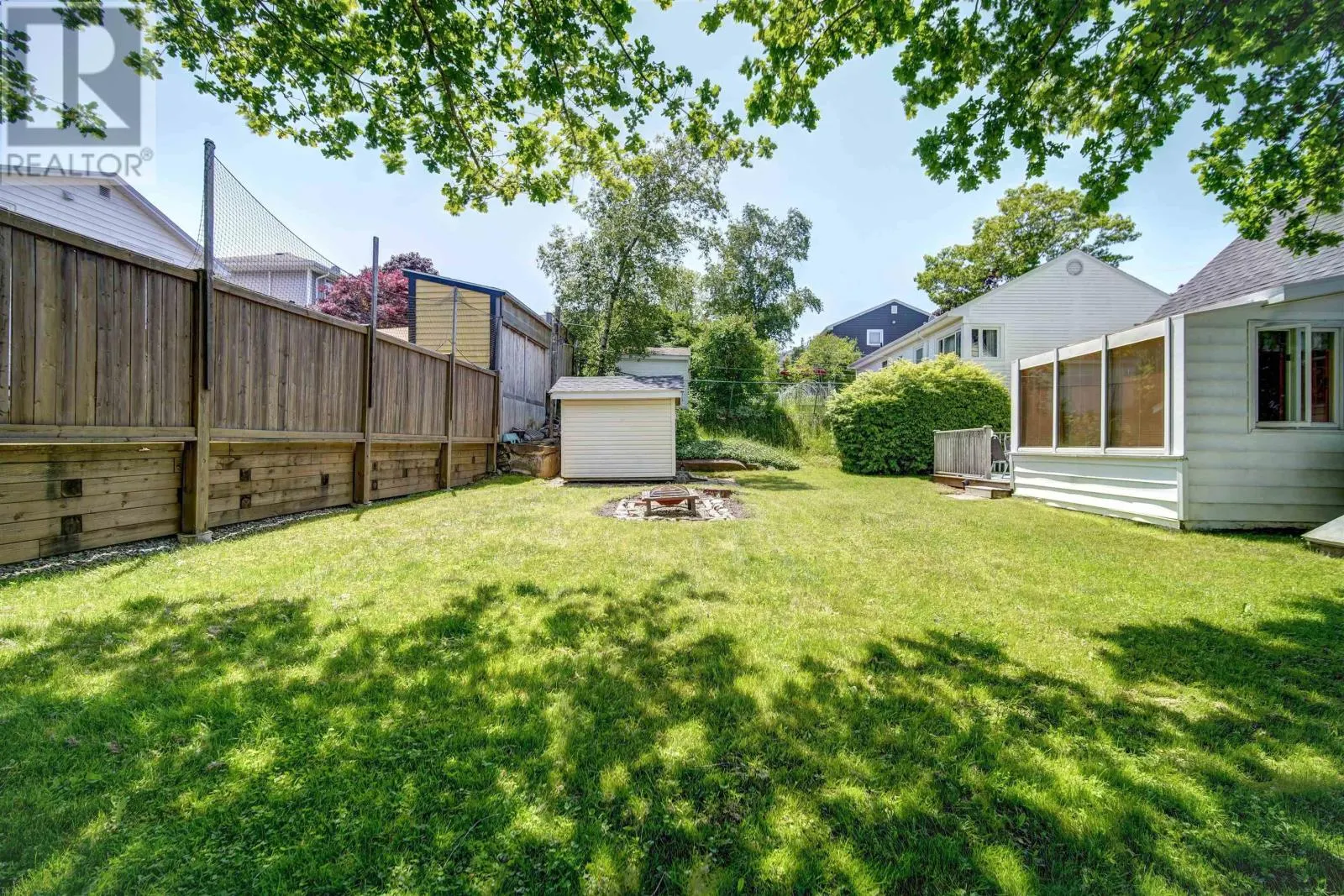 6 Piers Avenue