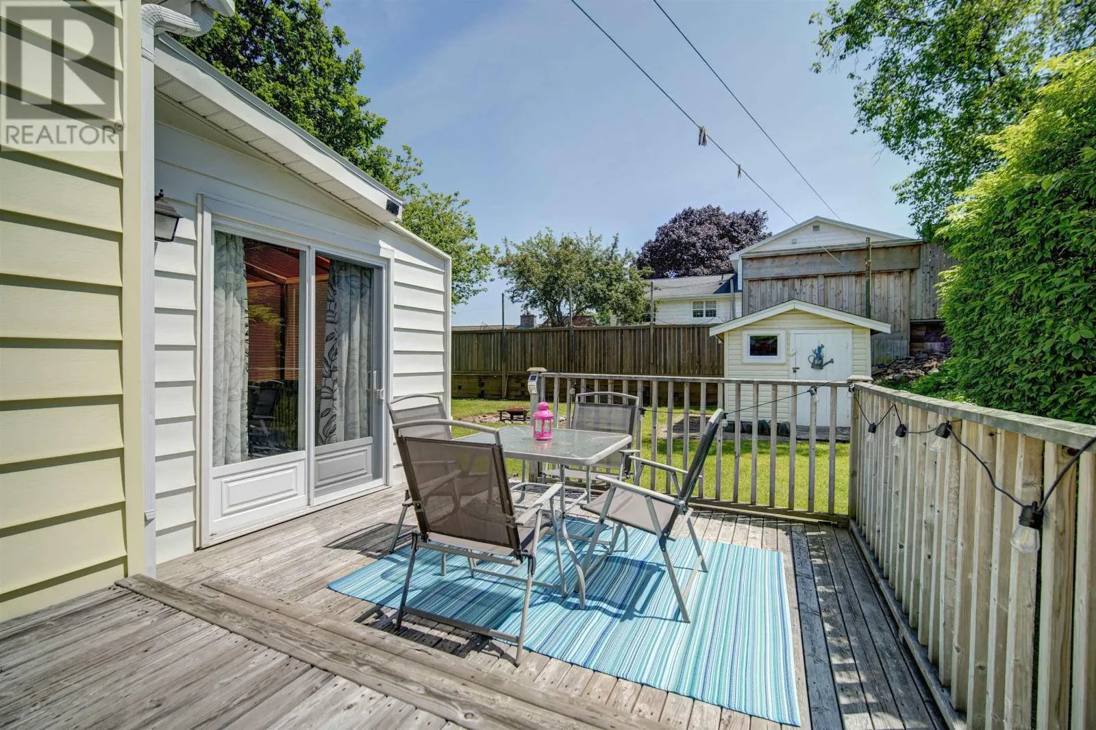 6 Piers Avenue