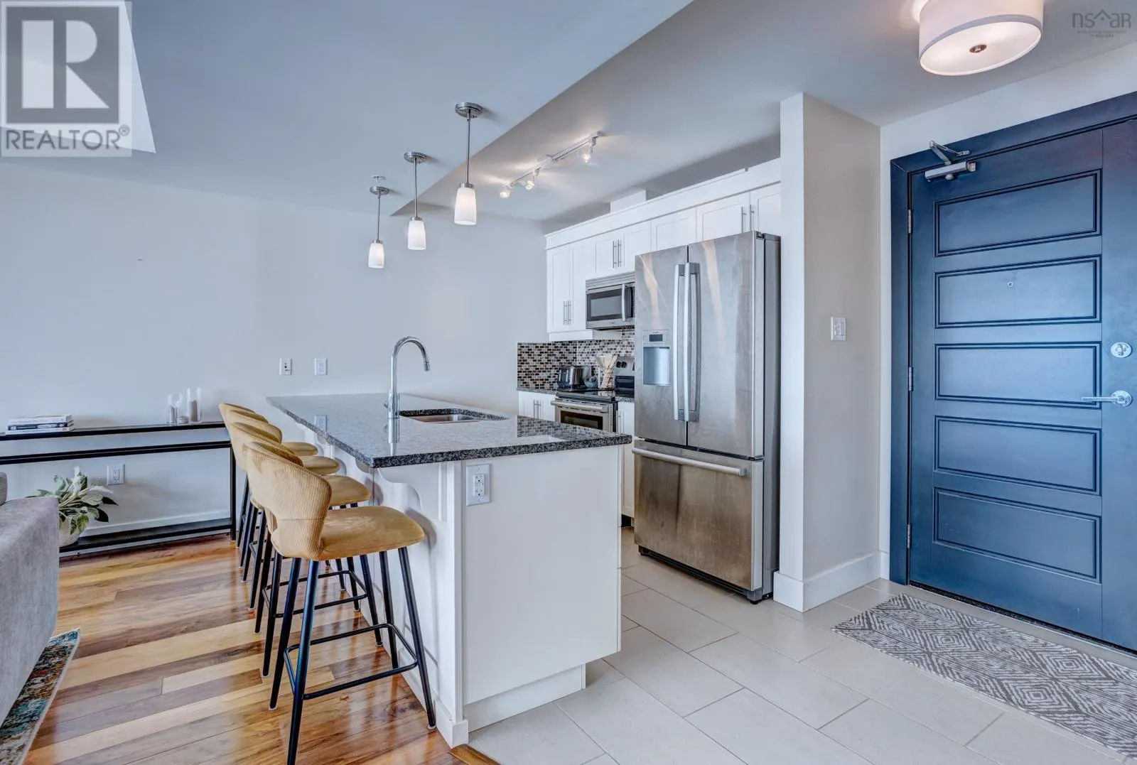 806 31 King's Wharf Place
