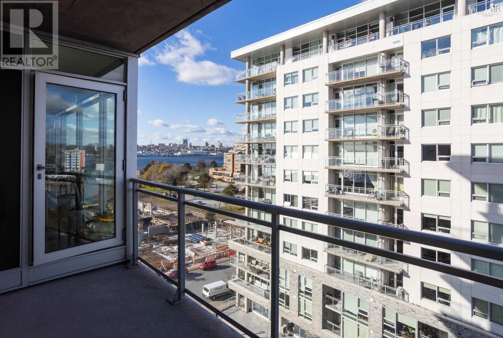 806 31 King's Wharf Place