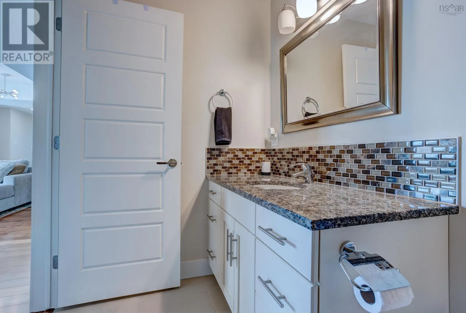 806 31 King's Wharf Place