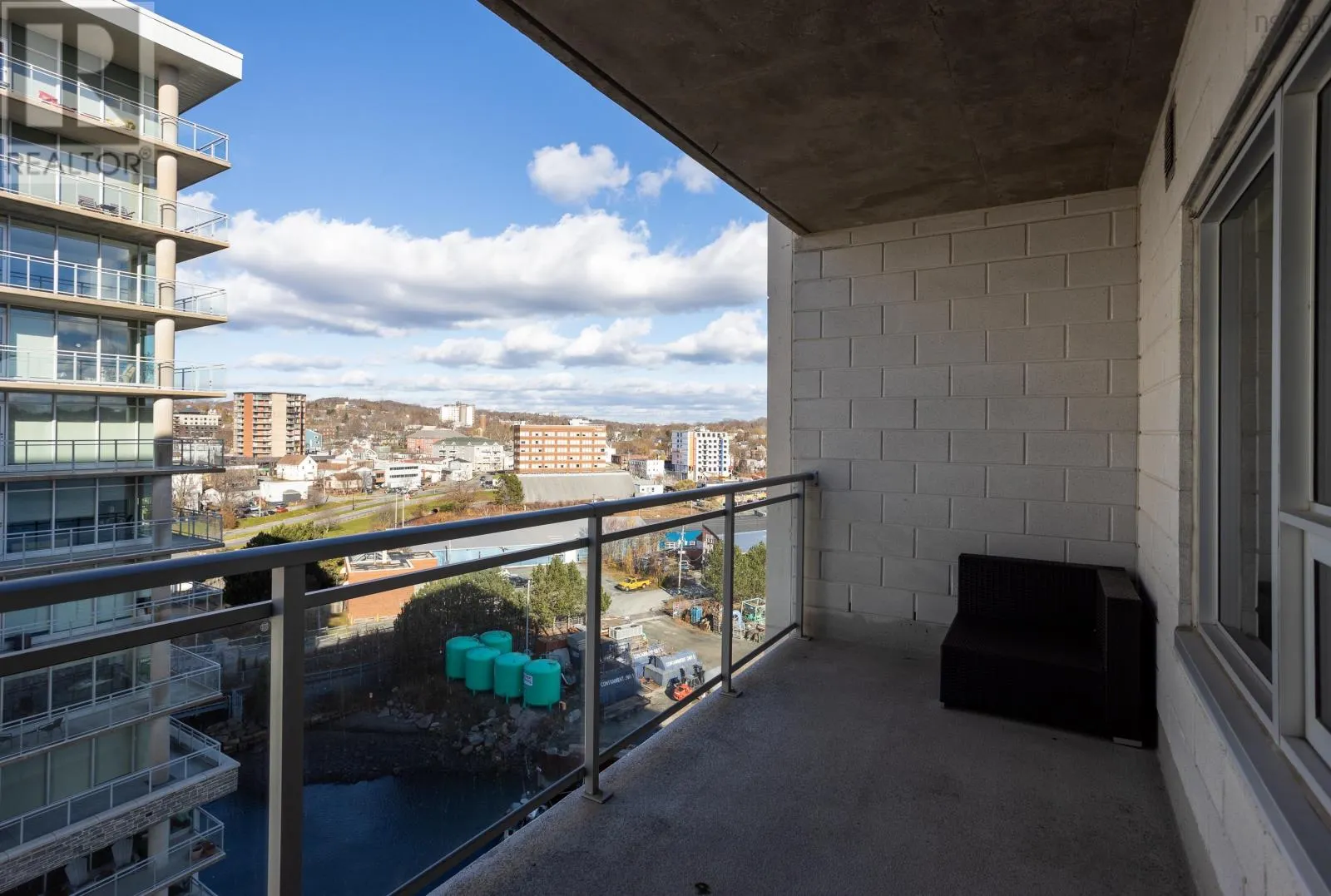 806 31 King's Wharf Place