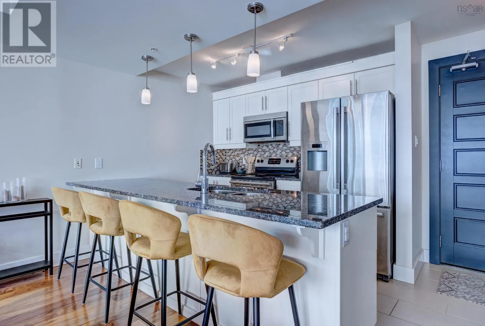 806 31 King's Wharf Place