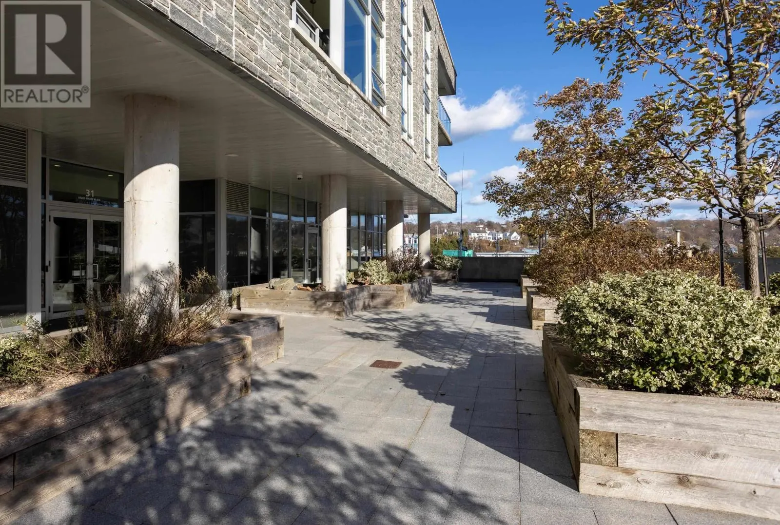 806 31 King's Wharf Place