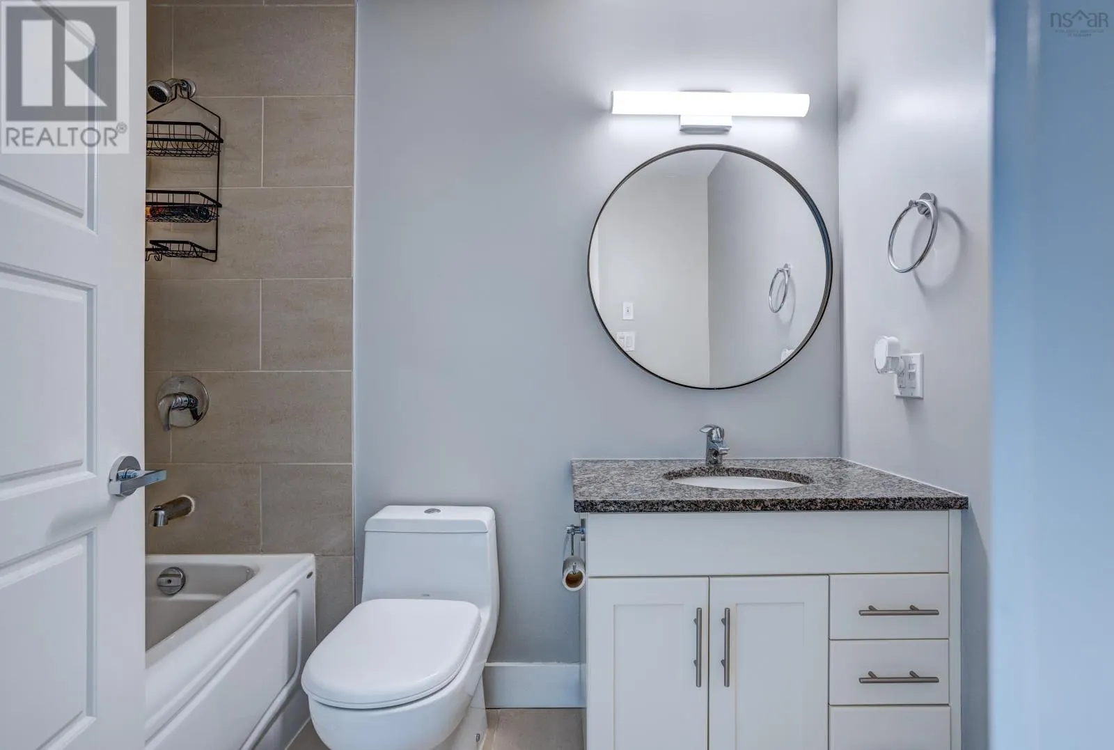 806 31 King's Wharf Place