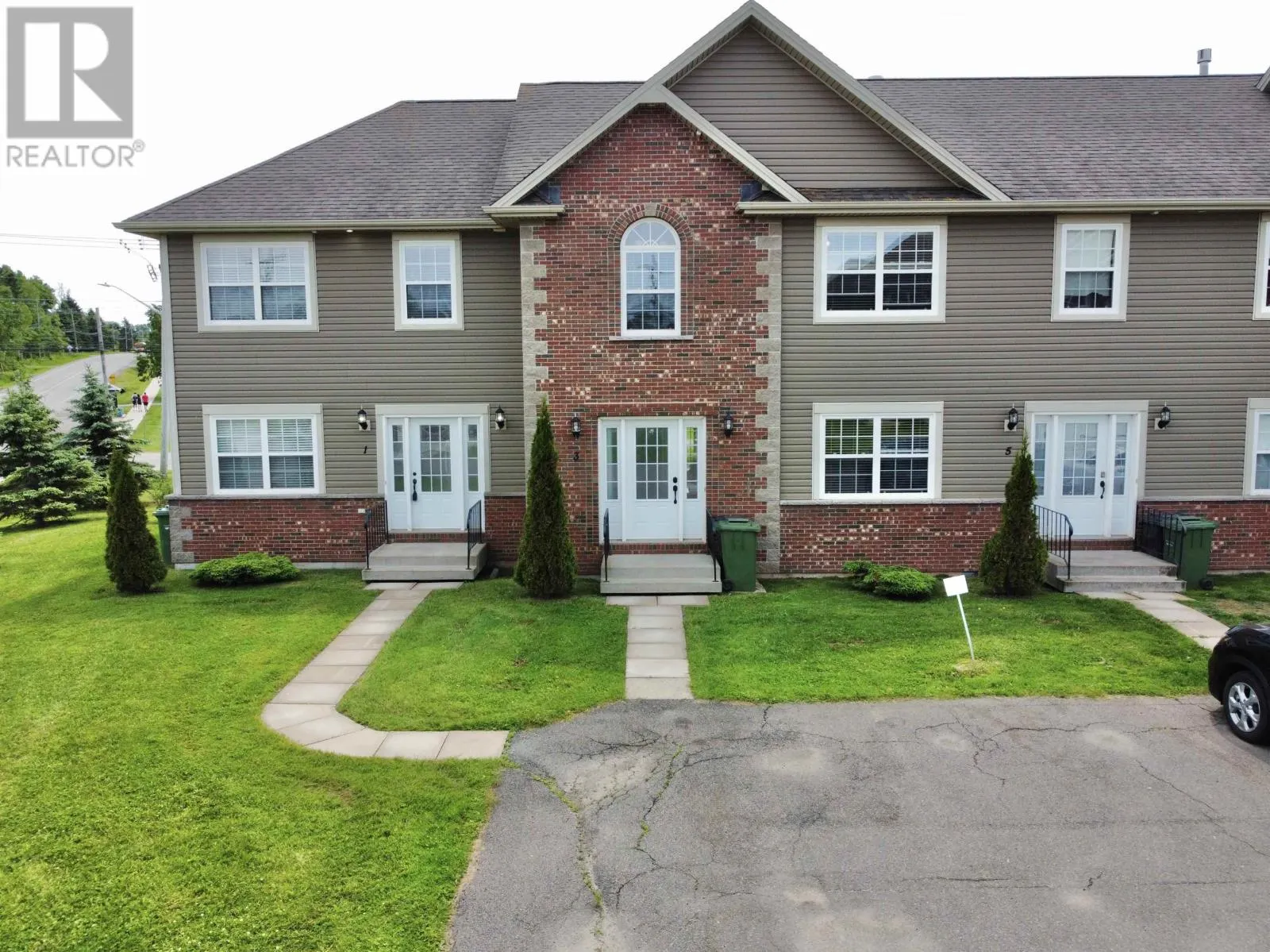 3 Cameron Heights