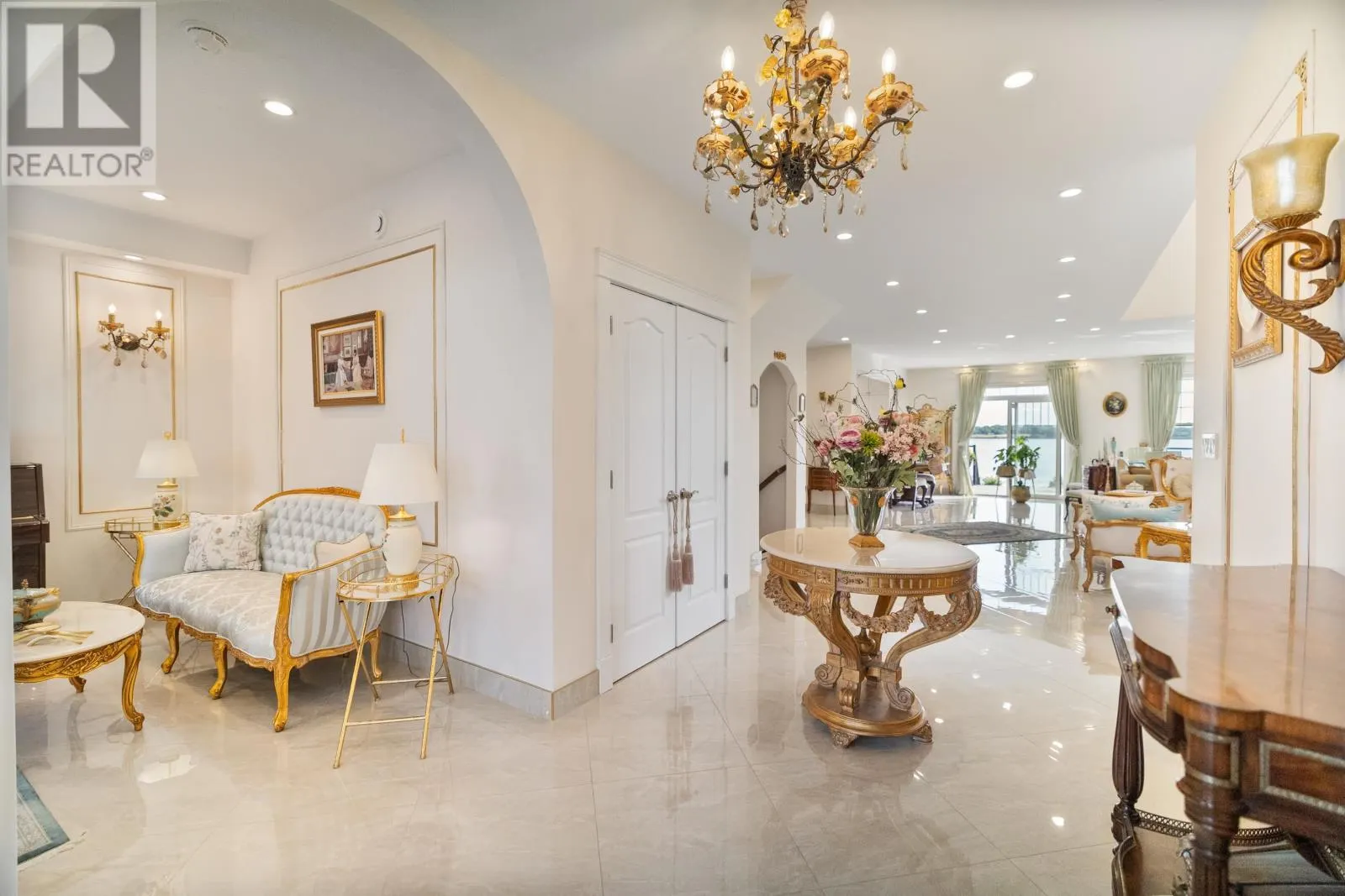 347 Sunrise Cove Drive