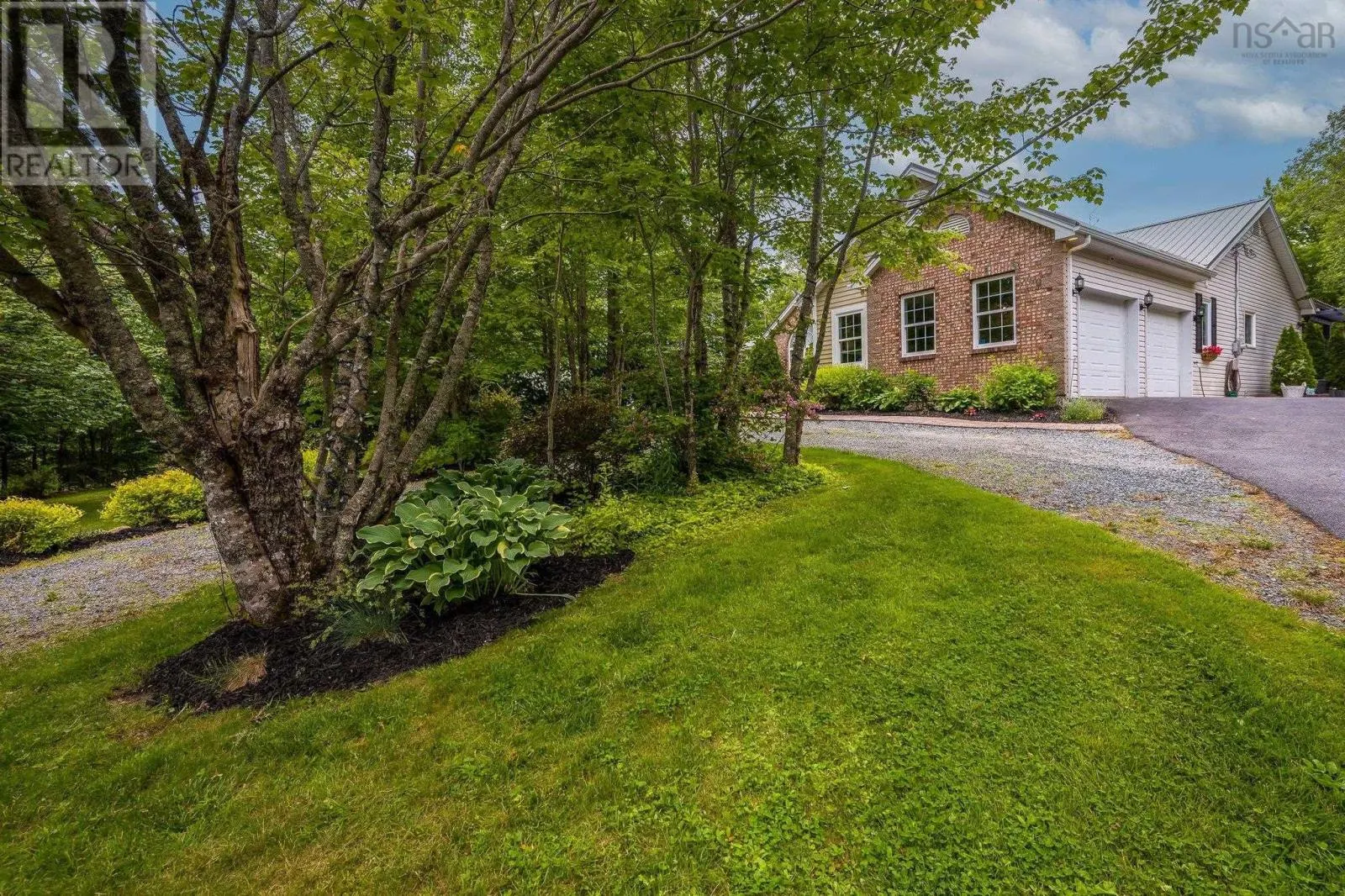 62 Glen Arbour Way