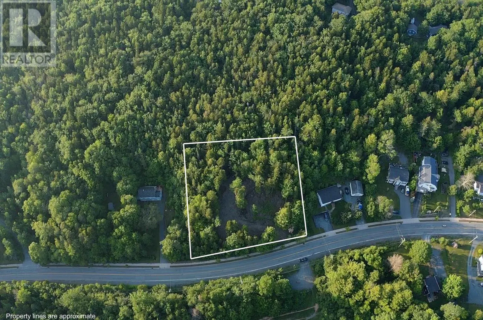 950 Fall River Road