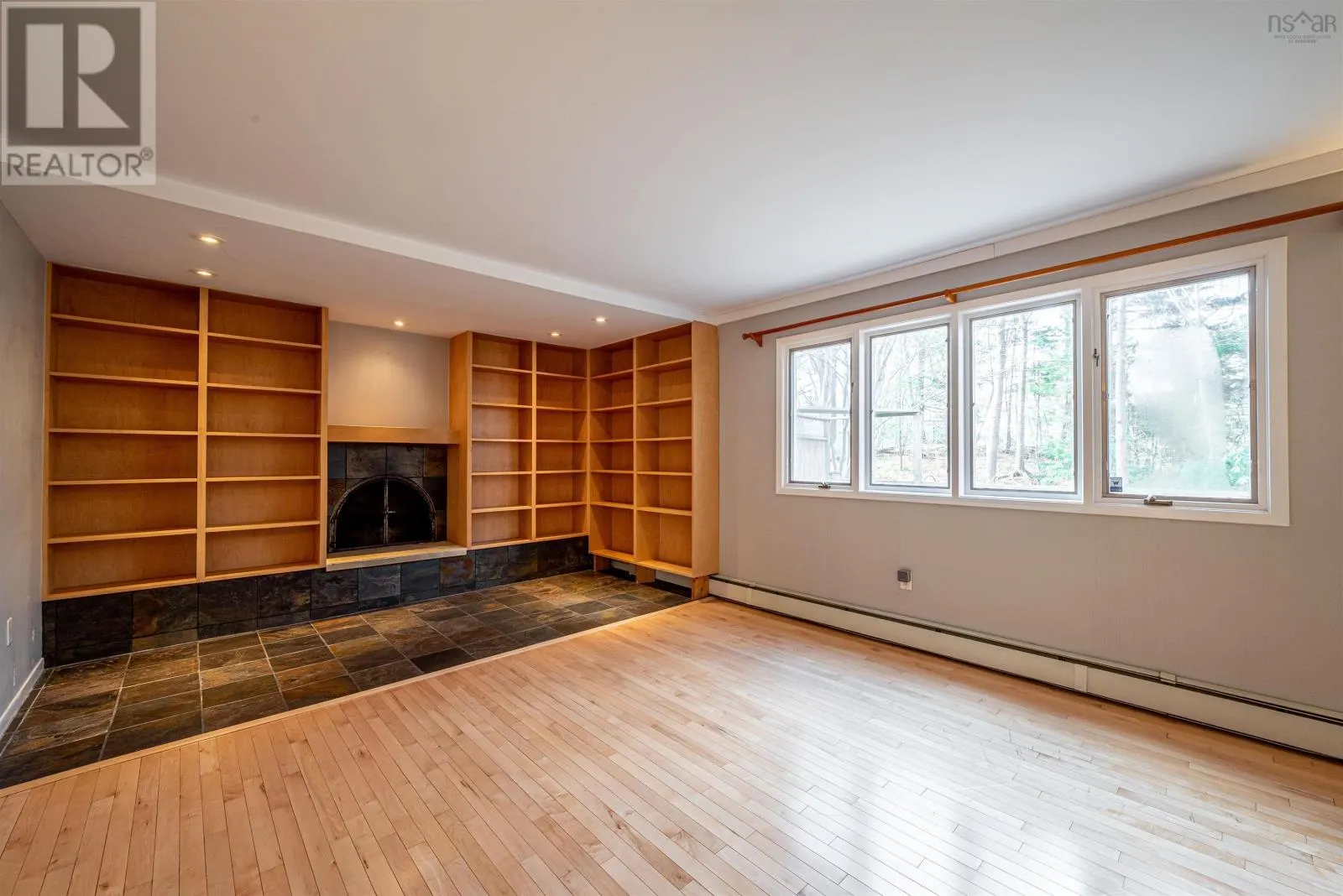 1425 Purcells Cove Road