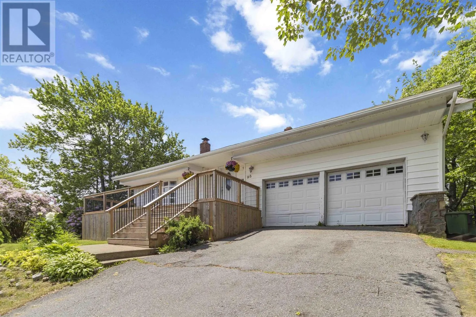 98 Wildwood Boulevard