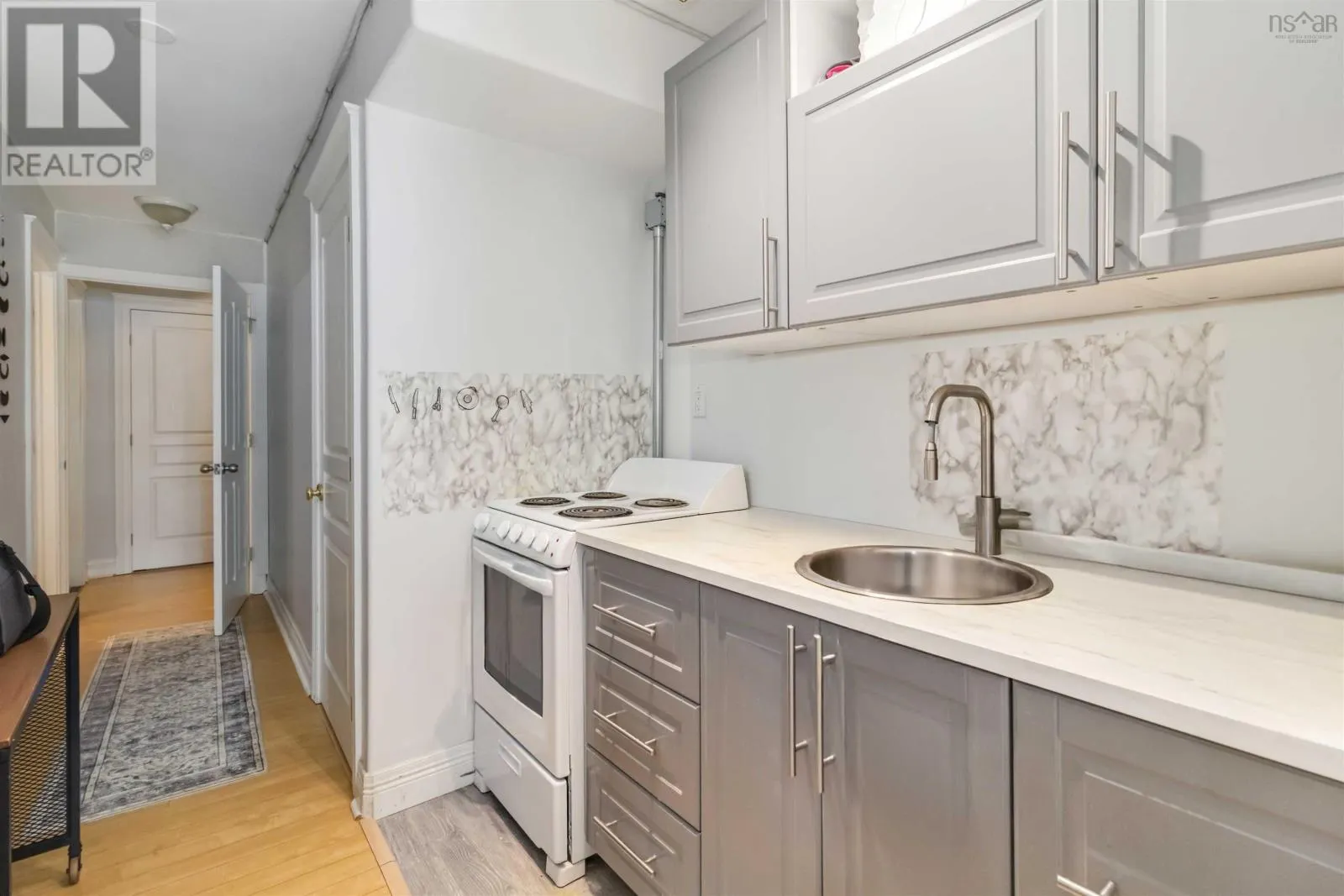 83 RED FERN Terrace