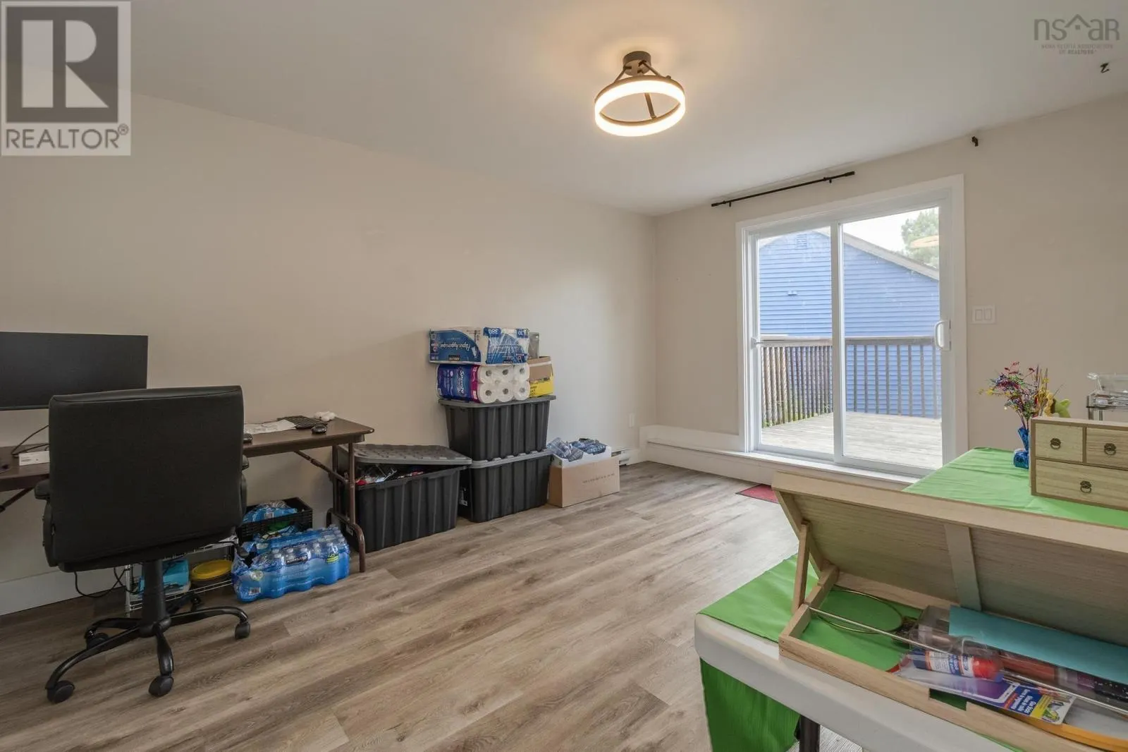 225 Farnham Gate Road