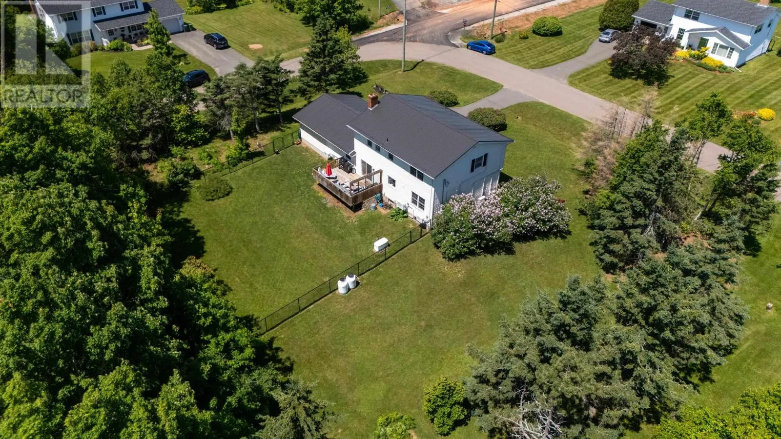 8 Sunset Drive