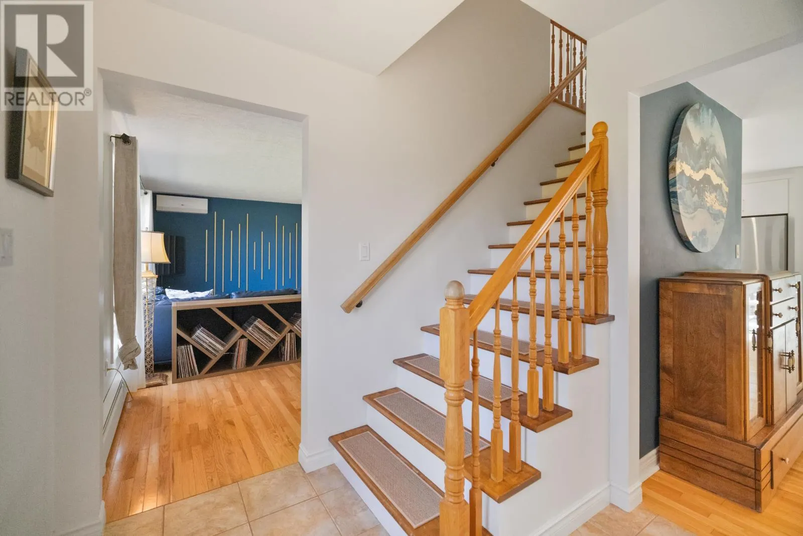 8 Sunset Drive