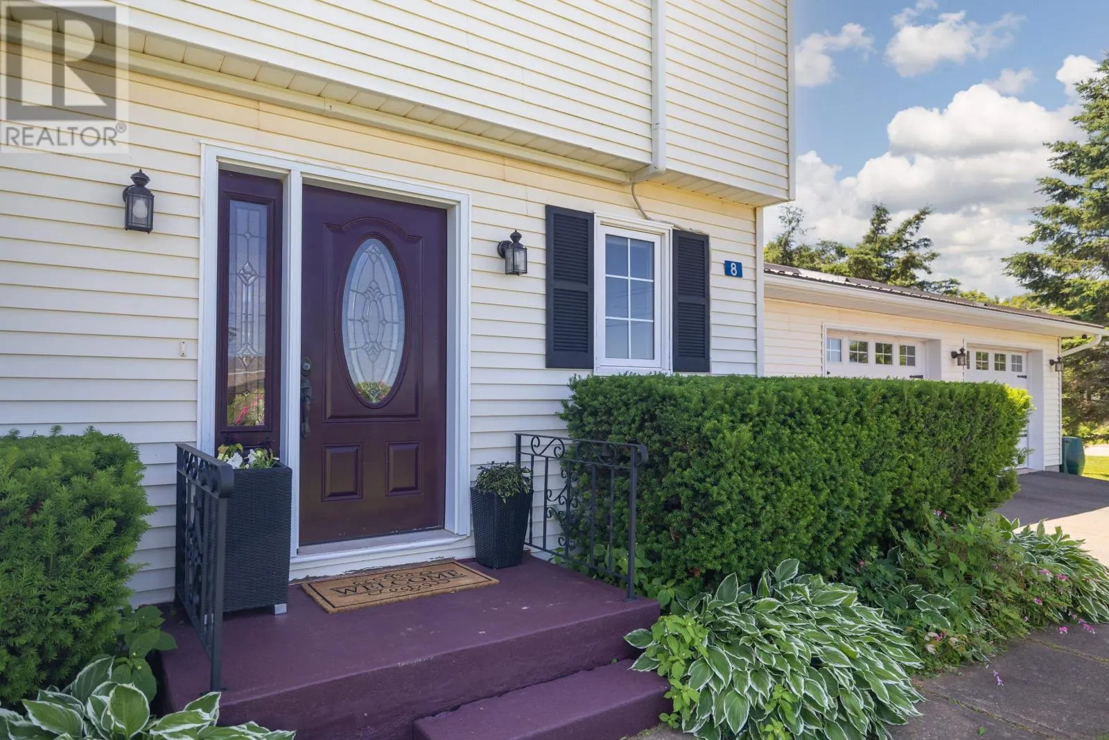 8 Sunset Drive