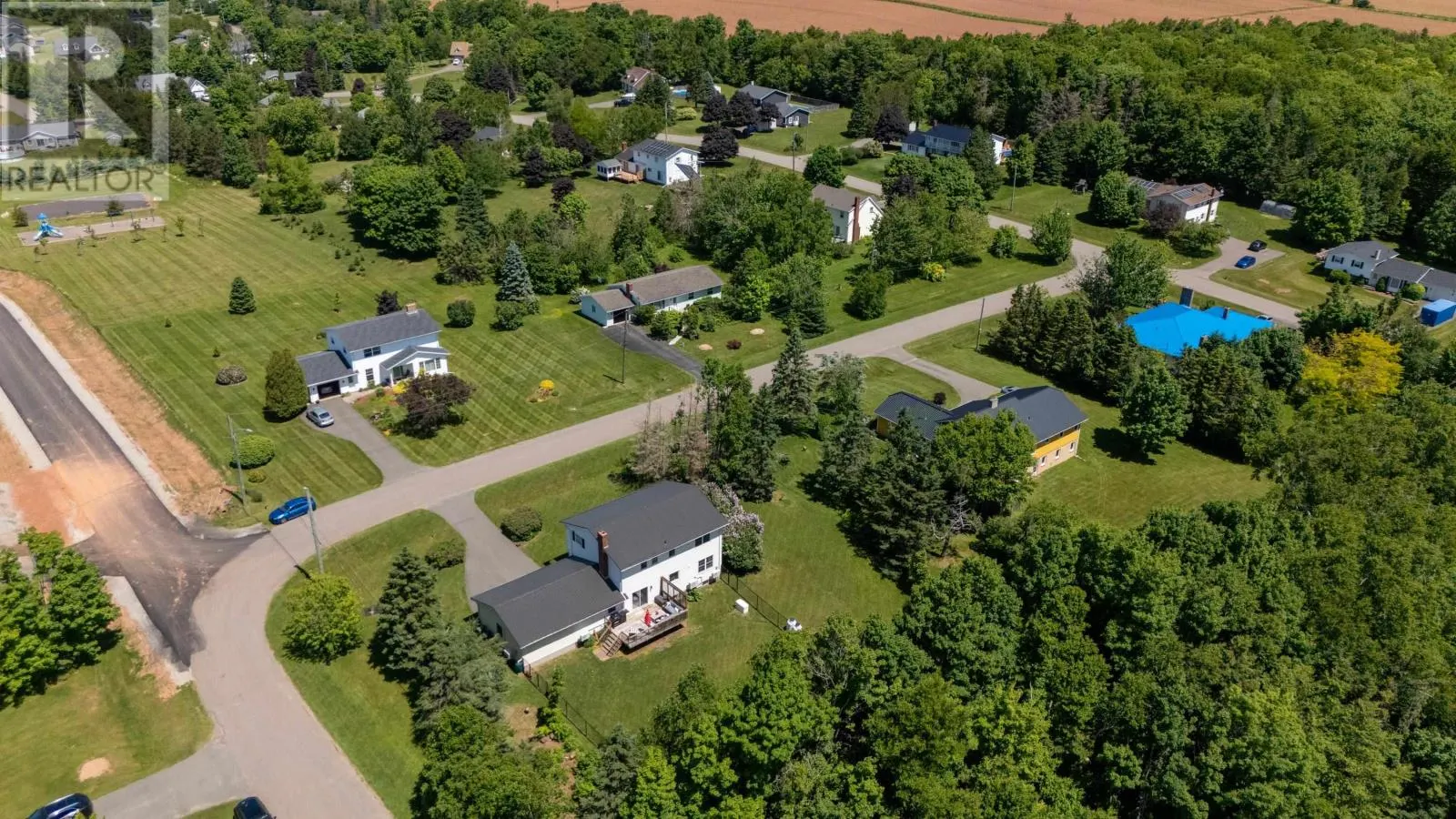 8 Sunset Drive