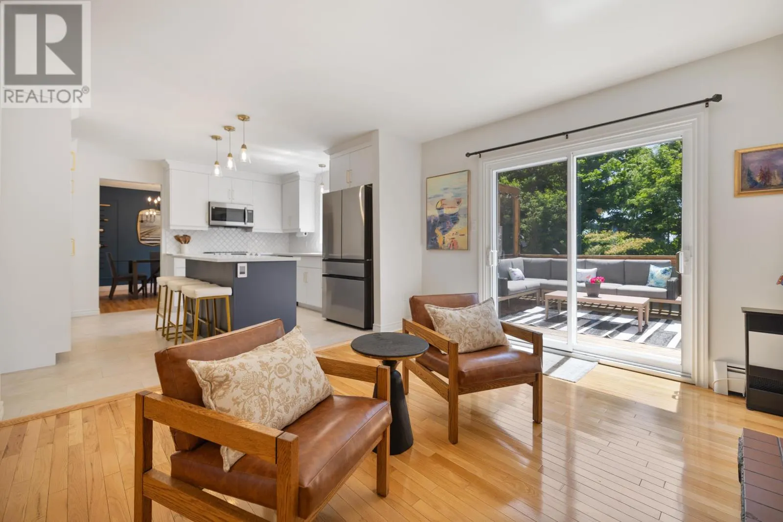 8 Sunset Drive
