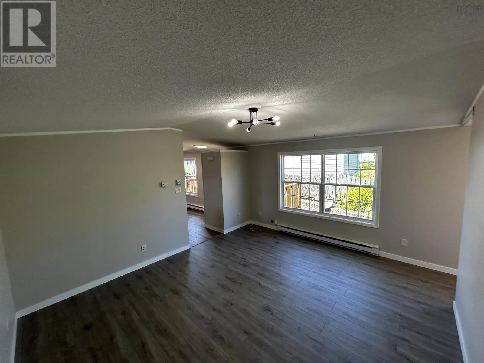 75 Fredericks Lane
