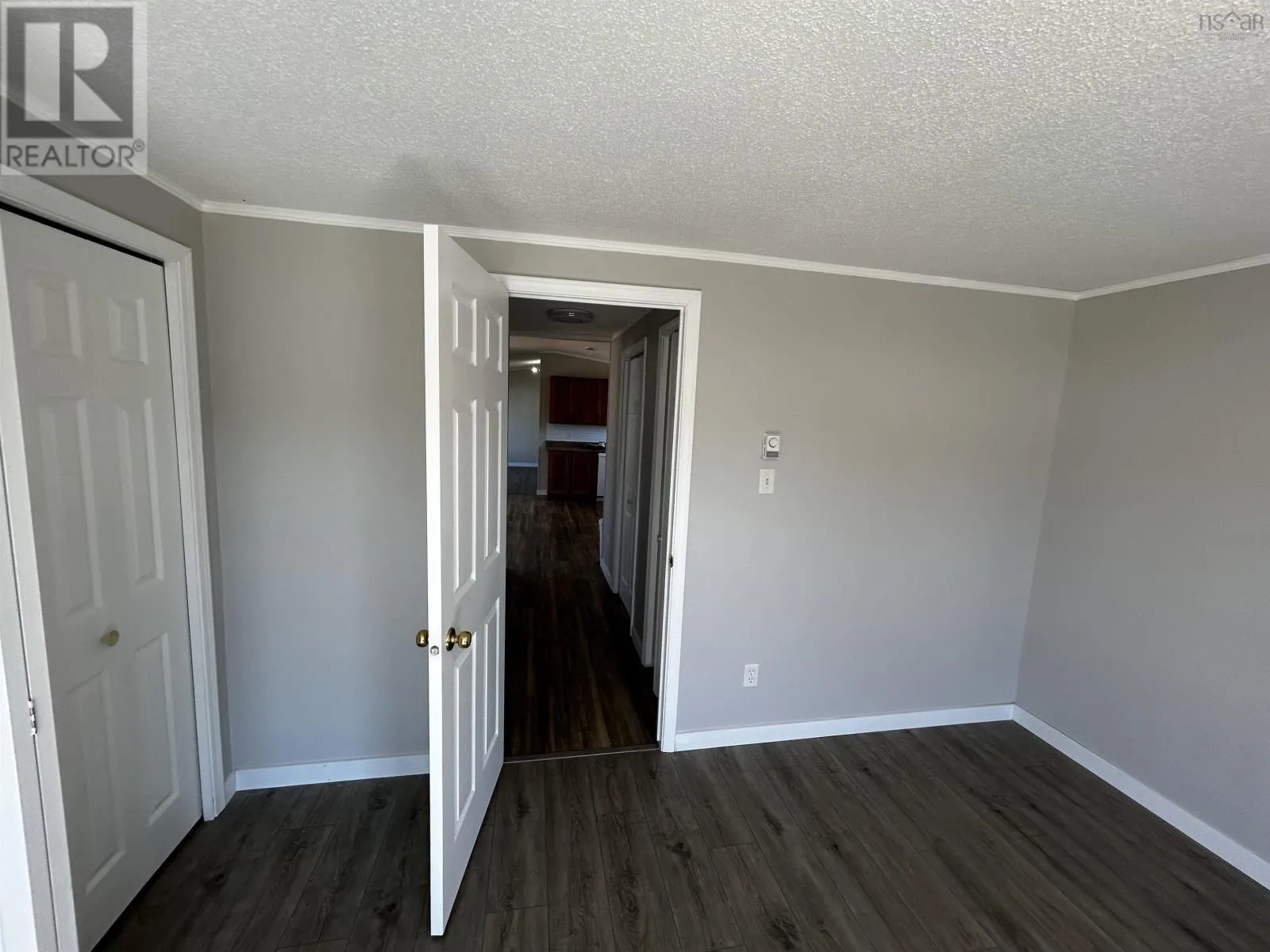 75 Fredericks Lane