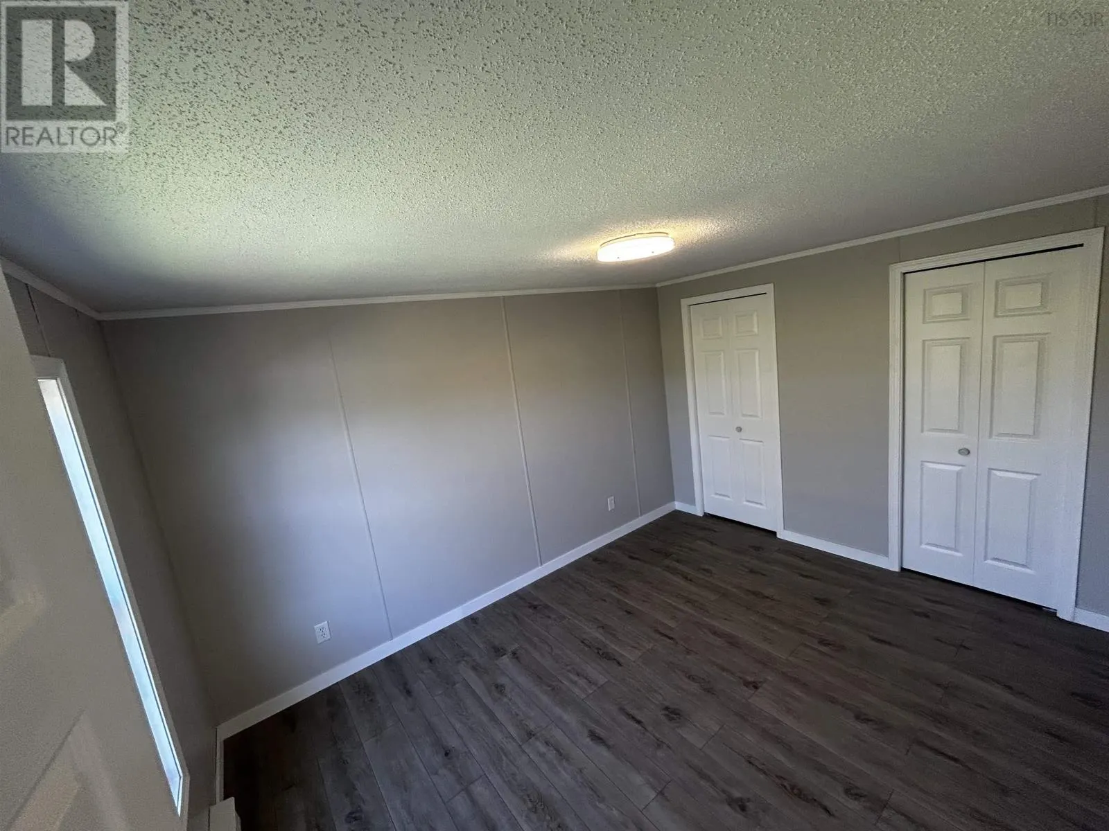 75 Fredericks Lane