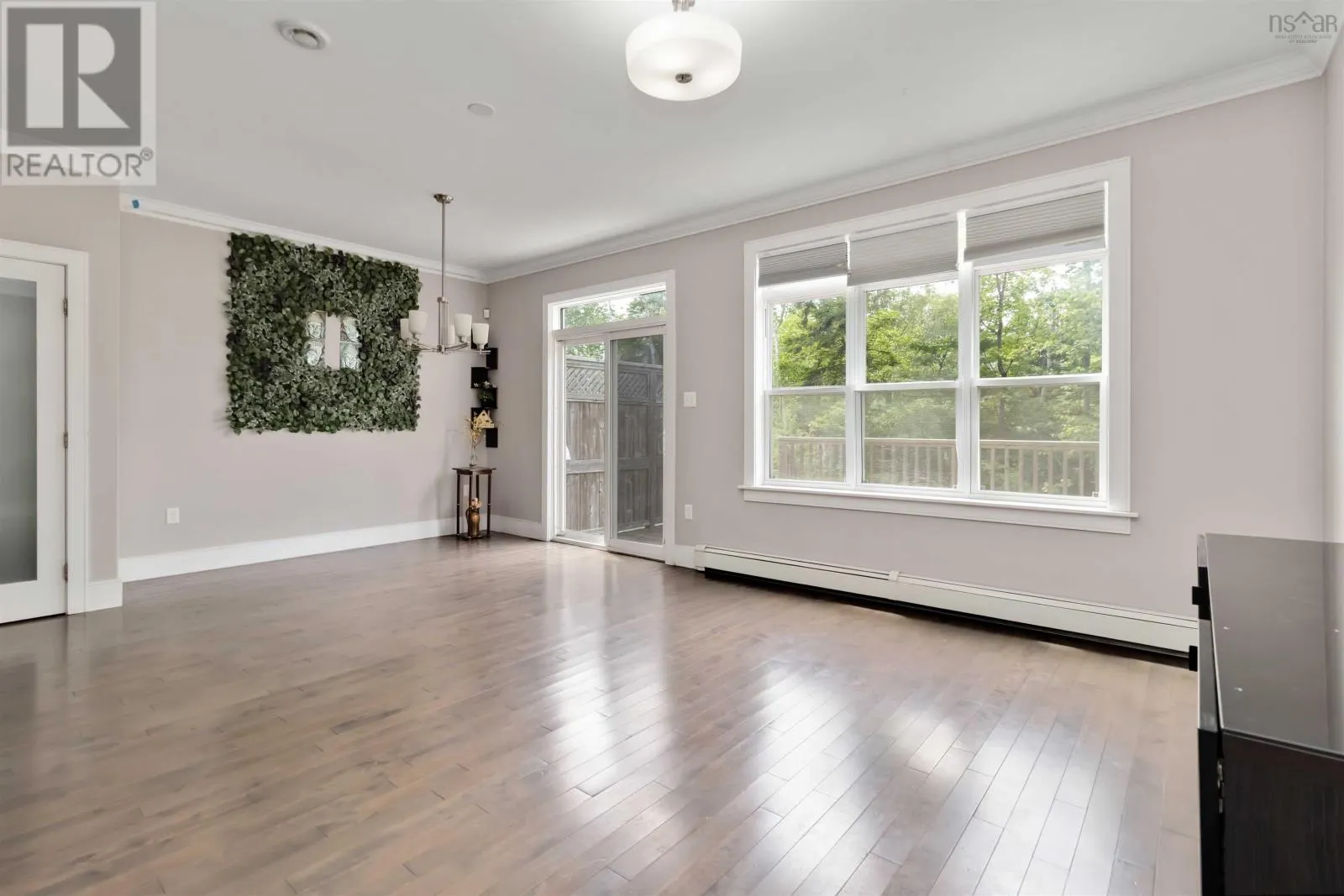 98 Larkview Terrace