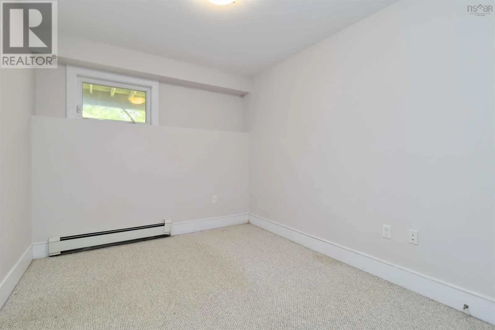 98 Larkview Terrace