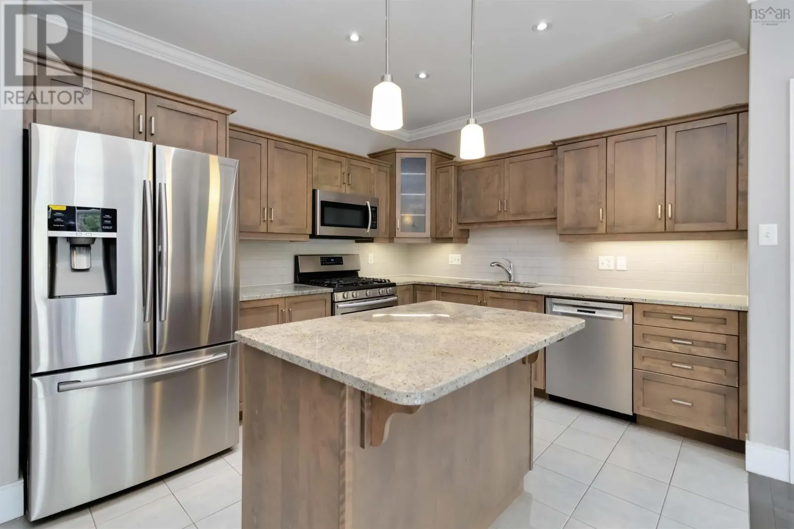 98 Larkview Terrace