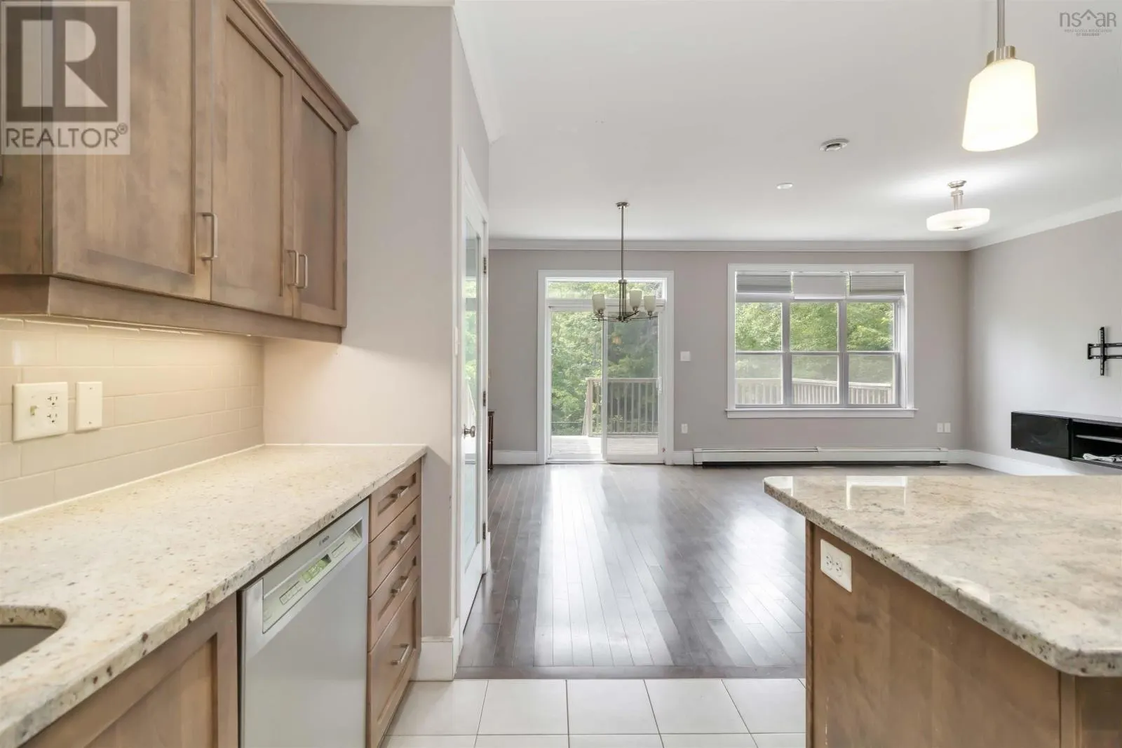 98 Larkview Terrace
