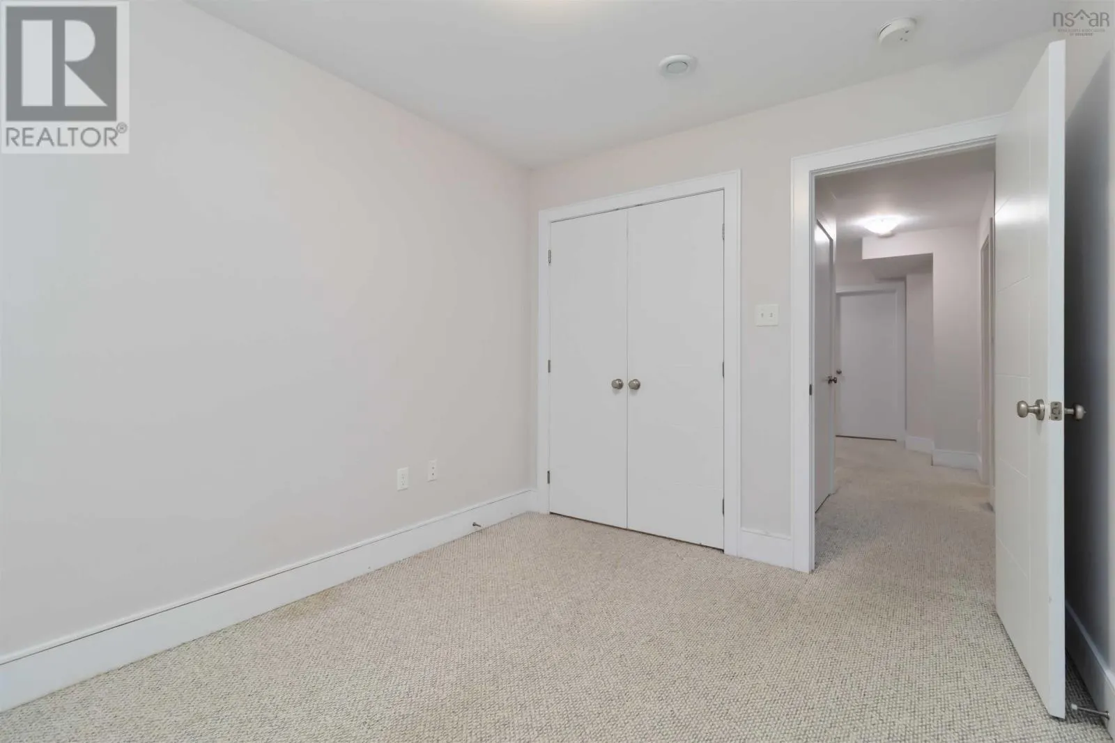 98 Larkview Terrace